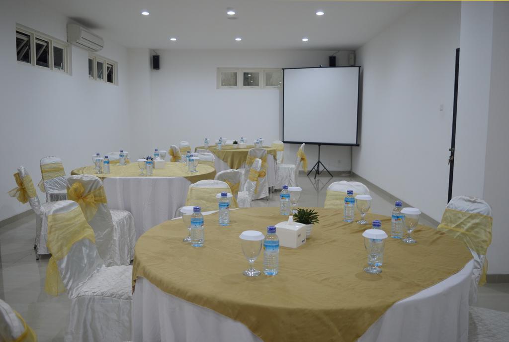 M Hotel Ματαράμ Εξωτερικό φωτογραφία